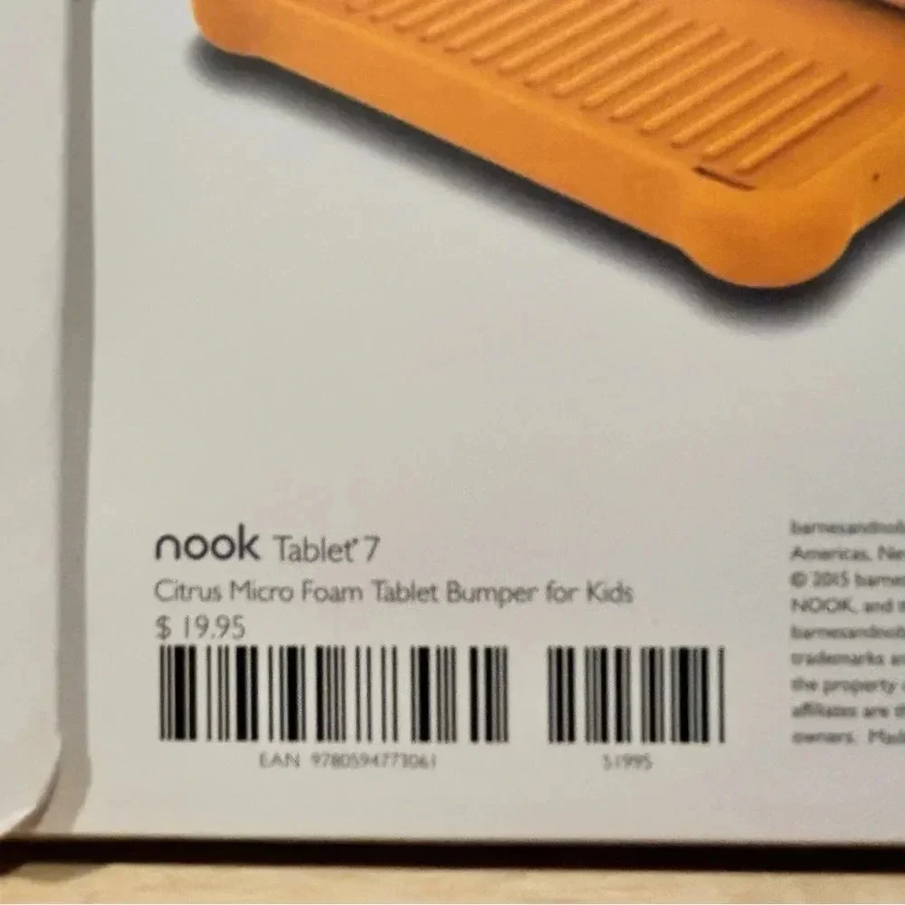 Brand New Barnes & Noble Microfoam Nook Tablet Bumper for 7” tablets. Citrus 🍊